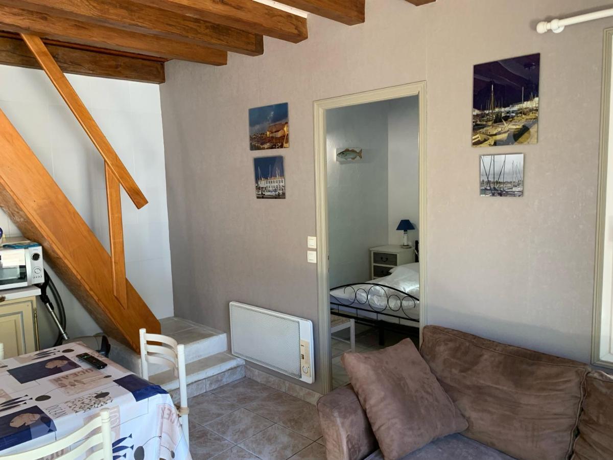 Maison De Pays Au Centre Du Village Saint-Martin-de-Ré Eksteriør bilde